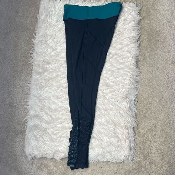 Lululemon Speed Tight IV *Lights Out - Picture 9 of 13